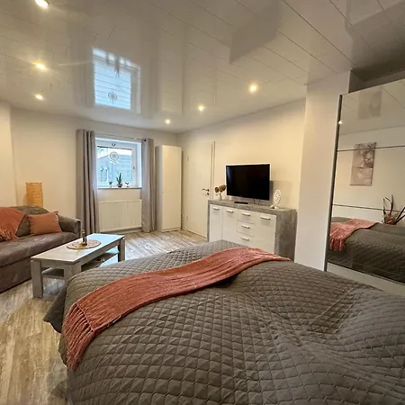 Am Siegerlaender Hoehenweg דירה