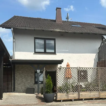 דירה Am Siegerlaender Hoehenweg Niederfischbach